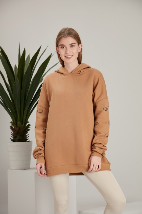 Kadın Camel Kapüşonlu Göz Desenli Oversize Sweatshirt